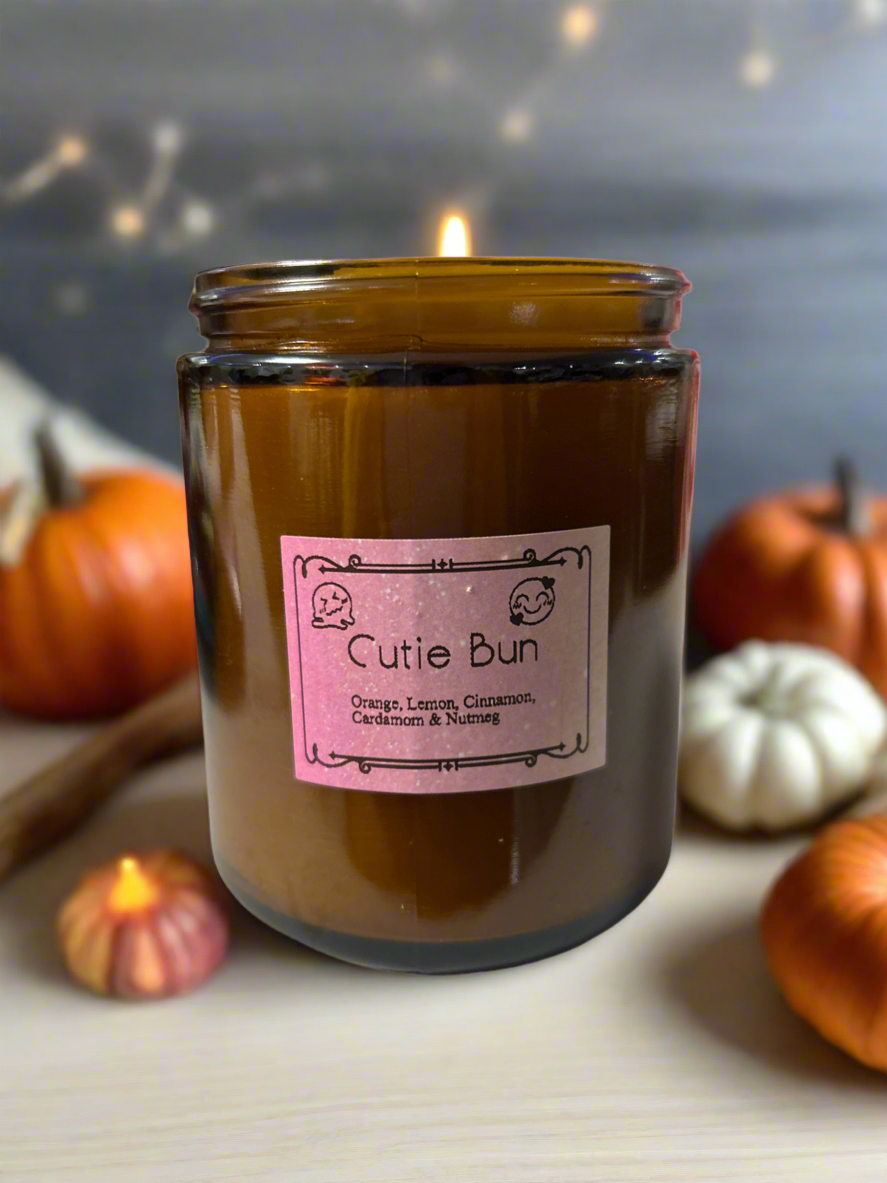 Cutie Bun 8oz Candle (Orange, Lemon, Cinnamon, Cardamom & Nutmeg)